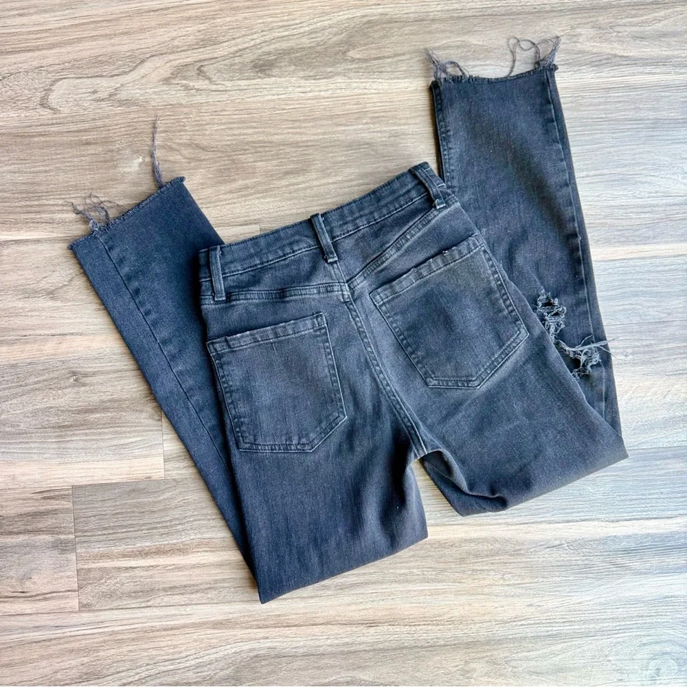 Wild Fable Size 00 High‎ Rise Distressed Straight Leg Jeans Black